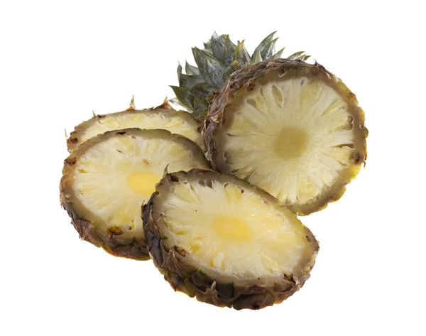 Ananas på en vit bakgrund — Stockfoto