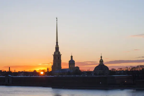 A Rússia. São Petersburgo. Vista da Fortaleza de Pedro e Paulo — Fotografia de Stock