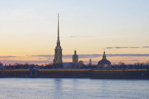 A Rússia. São Petersburgo. Vista da Fortaleza de Pedro e Paulo — Fotografia de Stock