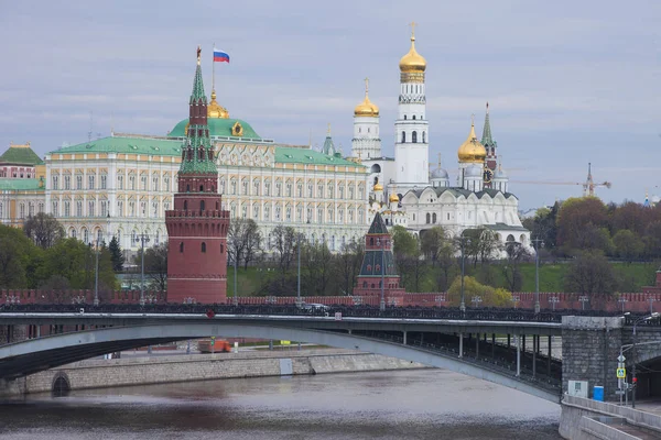 La Russie. Moscou. Vue du matin sur le Kremlin — Photo