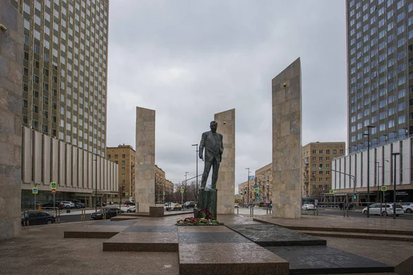Russia Moscow Moscow Monument Primakov Smolenskaya Sennaya Square Background Building — Stock Photo, Image