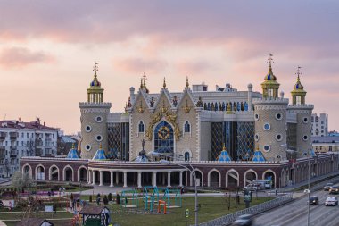 - Rusya. Kazan. Tatar Devlet Kukla Tiyatrosu 