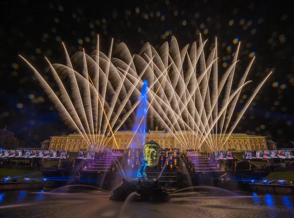 Russia Peterhof Fountain Festival View Samson Fountain Grand Palace Fireworks — Stock Photo, Image