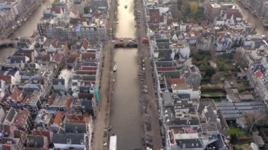 Amsterdam Kanalları ve Şehir Havadan Görünümü