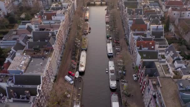 Solnedgång Flygfoto Längs Amsterdams Kanaler — Stockvideo