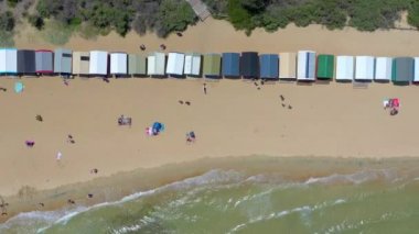 Brighton Melbourne 'daki Dendy Caddesi Sahili' nin Kuş Gözü Manzarası