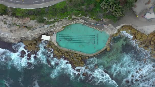 Bronte Koupele Slaná Voda Bazén Austrálii Ptačí Oko View — Stock video