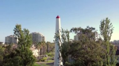 Melbourne Limanı Avustralya 'nın varlıklı bir sahil banliyösü ve deniz feneri fenerleri.