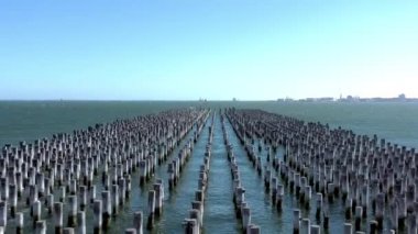 Melbourne Limanı 'ndaki Prenses İskelesi Avustralya Havadan Görüldü