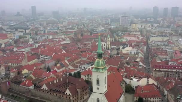 布拉迪斯拉发古城的空中景观 — 图库视频影像