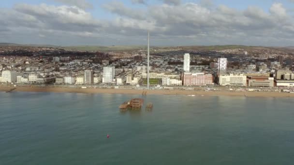 Brighton Beach Reino Unido Con Los Restos Del Muelle Oeste — Vídeos de Stock