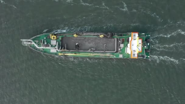 Bird Eye View Van Een Ruimteschip Zee — Stockvideo