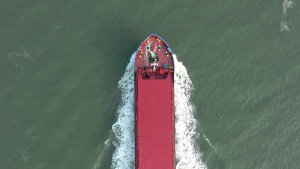 Blick Aus Der Vogelperspektive Auf Ein Frachtschiff Auf See — Stockvideo