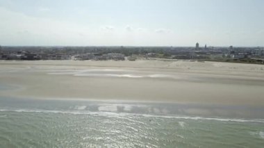 Fransa 'daki Dunkirk Sahili' nin havadan görünüşü