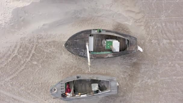 Danimarka Daki Thorup Strand Sahili Nde Eski Balıkçı Tekneleri Ashore — Stok video