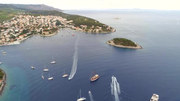 Hamnen Hvar Kroatien Flygfoto — Stockvideo