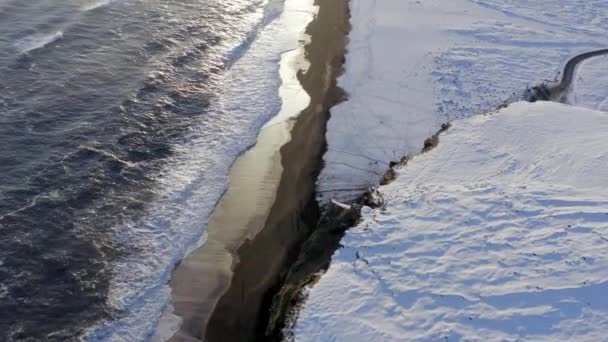 Plaża Black Sand Zachodzie Słońca Islandii Widziana Powietrza — Wideo stockowe