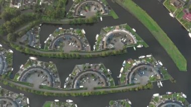 Lemmer Marina Sıradışı Çarkları ve Geometrik Şekiller Kuş Gözü Görünümü