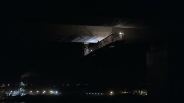 Gece Köprüsü 'nde Yapısal Bütünlüğü Denetleyen Güvenlik Müfettişleri
