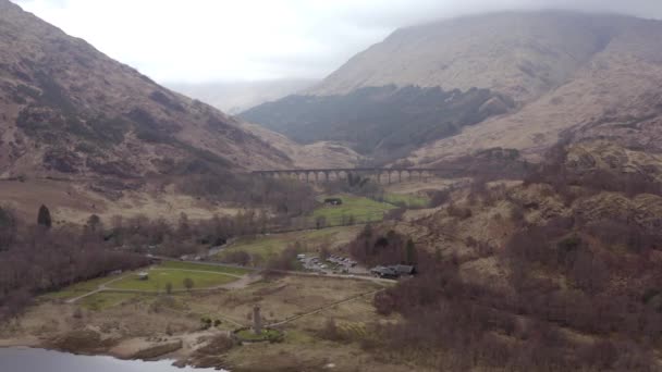 Glenfinnan Viaduct Στα Highlands Της Σκωτίας — Αρχείο Βίντεο