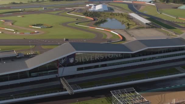 Wing Silverstone Race Track International Pit Straight Morning — Video Stock