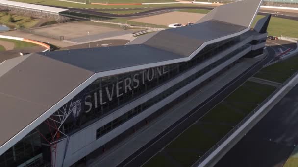 Sonnenaufgang Blick Auf Die Rennstrecke Silverstone Auf Der Internationalen Boxengerade — Stockvideo