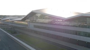 Silverstone Yarış Pisti ve Uluslararası Pit Sabah Doğruca
