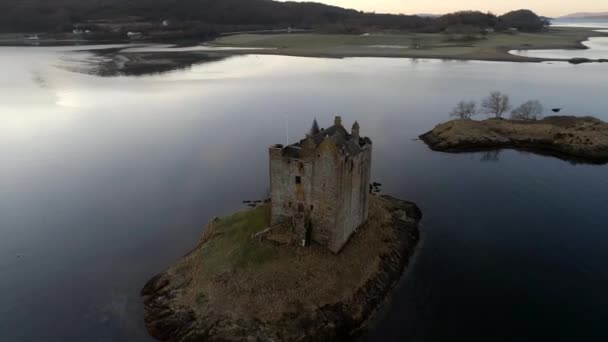 Övergivna Ruiner Castle Stalker Skottland — Stockvideo