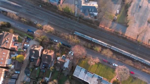 Pohled Ptačí Perspektivy Městský Dojíždějící Vlak — Stock video