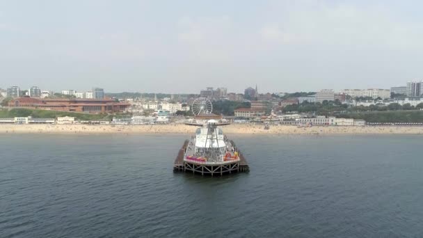 Bournemouth Beach Και Προβλήτα Από Τον Αέρα — Αρχείο Βίντεο