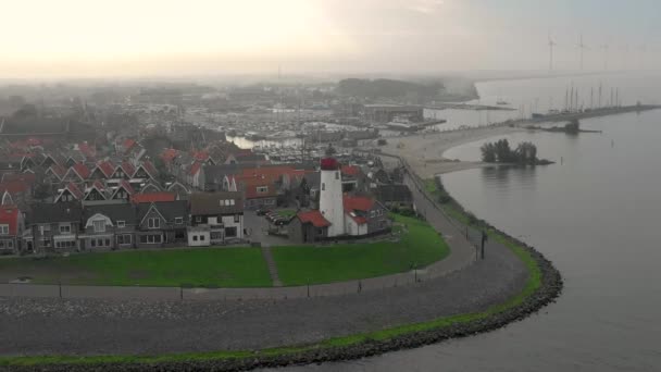 Hollanda Daki Urk Kasabasının Puslu Sabah Hava Görüntüsü — Stok video