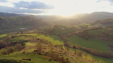 Galler 'deki Castell Dinas Bran harabeleri