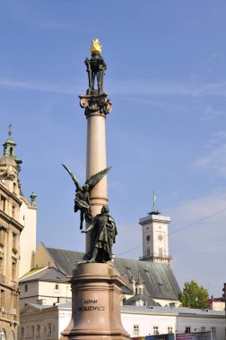 Lviv Ukrayna şehir mimarisi