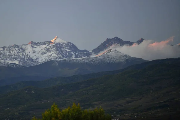 Caucaso Montagne Sono Belle — Foto Stock