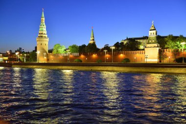 Moskova Kremlin şenlikli bir akşam