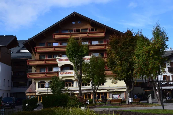 1 * krajobrazu miejskiego. Seefeld. Seefeld. Piękny górzysty Austria. Tyrol. Europy. — Zdjęcie stockowe