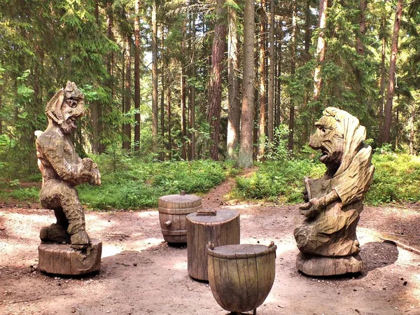 1 *** Neringa, Juodkrante, Litvanya, Curonian spit, Klaipeda bölge. Curonian lagoon ve Baltık Denizi kıyısında çare. Yaz 2013.