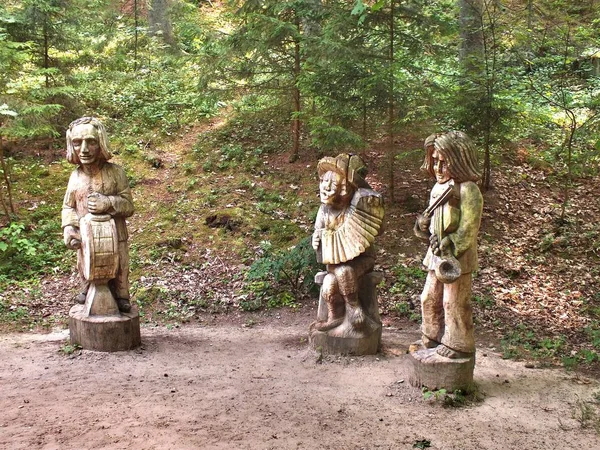 1 *** Neringa, Juodkrante, Litvanya, Curonian spit, Klaipeda ilçe beldesidir bir kıyı Curonian lagoon ve Baltık Denizi üzerinde. Yaz 2013.