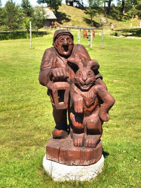 1 * otel-Manor House Vienkiemis Kretinga içinde. Litvanya dili Amber Coast bu altın üçgen ile özel bir aura ve güzel çevre. Kretingskij trafiğe çıkış Klaipda İlçesi. Litvanya. Yaz 2013.