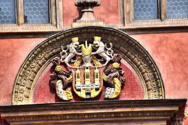 1 * * Prag Çek Cumhuriyeti 'nin başkentidir. Prag 'ın güzelliği bu şehri büyülüyor. Dünyanın en güzel yerlerinden biri. Bohem cazibesi ve ortaçağ mimarisiyle muhteşem Prag büyüsü. Avrupa. 2019 yazı.