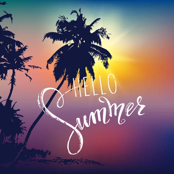 Hallo Sommer Schriftzug. tropische Palmen, Hintergrund Sonnenuntergang. Vektorabbildung eps10. — Stockvektor