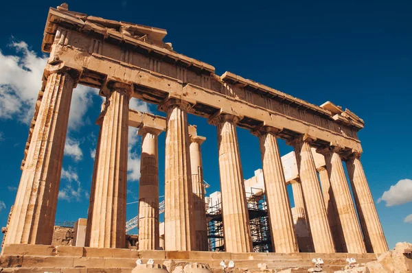 View of doric columns in the eastern side of the Parthenon — Stock Photo, Image