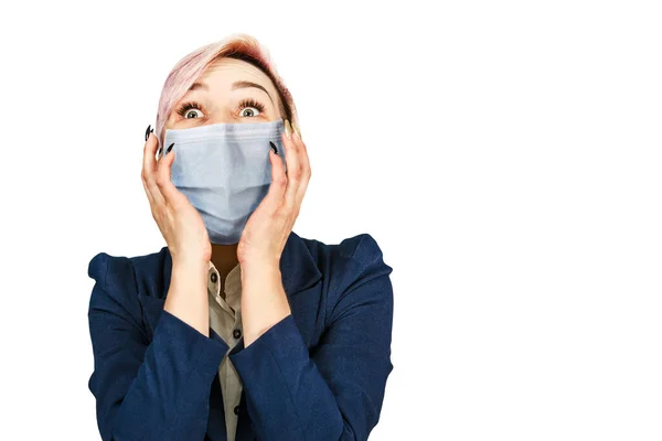 Korumacı Yüz Maskesi Takan Genç Kız Virüs Enfeksiyonunu Kirliliği Beyaz — Stok fotoğraf