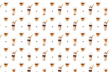 Kahve içeceği koleksiyonu. Menü tasarımı için. Çeşitli kahve setleri. Kahve fincanları, fasulyeler ve kahve makineleri çizimleri