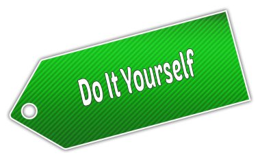 Çizgili yeşil etiket Do It Yourself.
