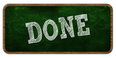 Yeşil kara tahta tebeşir ile yazılmış. Ahşap çerçeve.