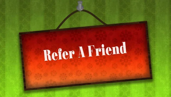 Refer A Friend tekst op opknoping oranje bord. Groene gestreepte wallp — Stockfoto
