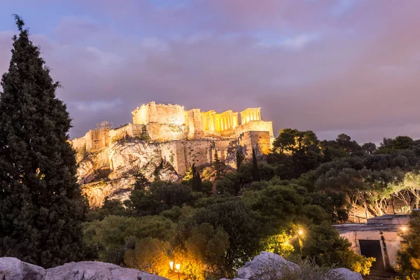 Widok z przodu Akropol o zmierzchu — Zdjęcie stockowe