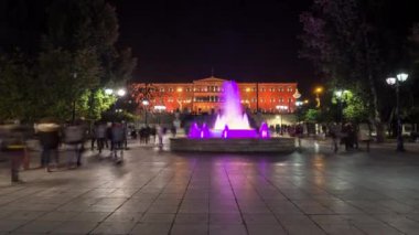 Syntagma Meydanı zaman atlamalı Parlamentosu turuncu renk ile çünkü karşı violance kadın için
