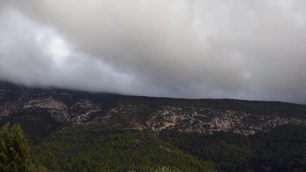 Vídeo Tempo Real Tempo Tempestuoso Sobre Montanhas — Vídeo de Stock